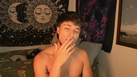 Snapshot of victorino_jhonson chatting on January 2, 2025, 8:35 pm Victorino Jhonson online show from January 2, 2025, 8:35 pm