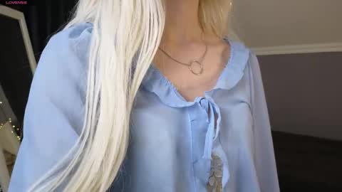 Eva online show from April 1, 2026, 1:41 pm