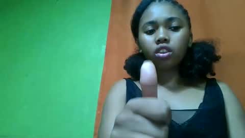 vierge28430 online show from May 10, 2026, 7:46 am