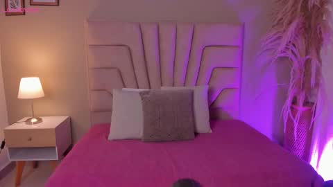 Victoria  online show from February 23, 2026, 11:51 am