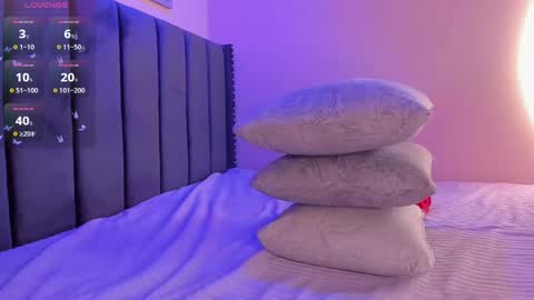 Viiolett online show from January 29, 2025, 11:46 pm