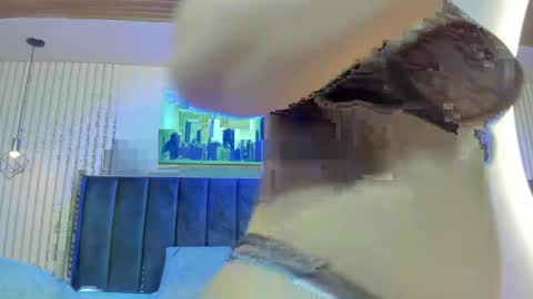 Viiolett online show from April 17, 2026, 8:34 pm