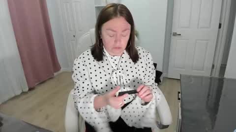 Ukrainian-woman online show from February 19, 2025, 12:33 pm