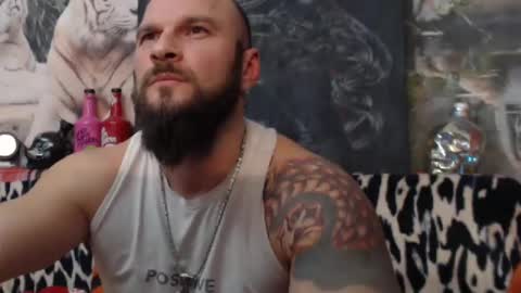 Snapshot of viking_me chatting on December 9, 2024, 8:12 pm viking online show from December 9, 2024, 8:12 pm