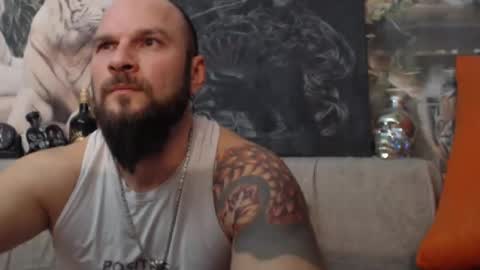 Snapshot of viking_me chatting on January 10, 2025, 8:37 pm viking online show from January 10, 2025, 8:37 pm