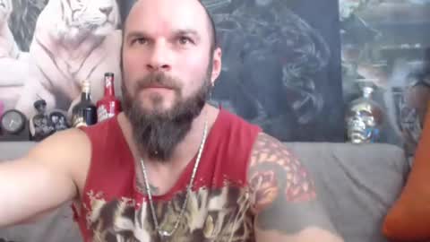 Snapshot of viking_me chatting on January 20, 2025, 10:07 am viking online show from January 20, 2025, 10:07 am