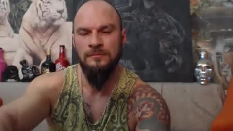 Snapshot of viking_me chatting on January 29, 2025, 8:35 pm viking online show from January 29, 2025, 8:35 pm