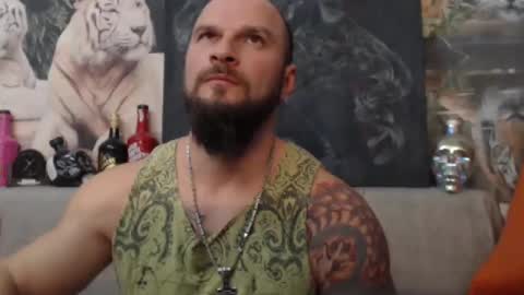 Snapshot of viking_me chatting on February 5, 2025, 7:53 pm viking online show from February 5, 2025, 7:53 pm