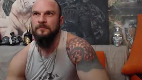 Snapshot of viking_me chatting on February 26, 2025, 8:11 pm viking online show from February 26, 2025, 8:11 pm