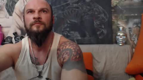 Snapshot of viking_me chatting on February 27, 2025, 8:42 pm viking online show from February 27, 2025, 8:42 pm