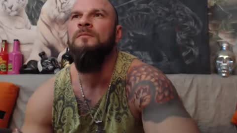 Snapshot of viking_me chatting on March 10, 2025, 7:40 pm viking online show from March 10, 2025, 7:40 pm
