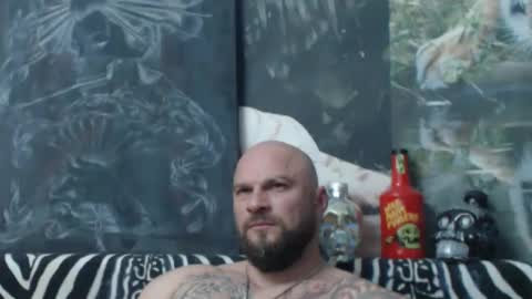 Snapshot of viking_me chatting on May 4, 2026, 6:37 pm viking online show from May 4, 2026, 6:37 pm