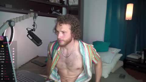 Snapshot of viktor_secret chatting on October 10, 2025, 5:17 am fansly  VITEKsecret online show from October 10, 2025, 5:17 am
