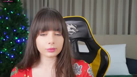 Alisa online show from December 8, 2024, 4:28 pm