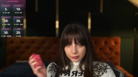 Alisa online show from December 13, 2024, 3:43 pm