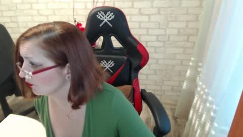 Snapshot of vikualex69 chatting on March 6, 2025, 2:29 pm vikualex69 online show from March 6, 2025, 2:29 pm