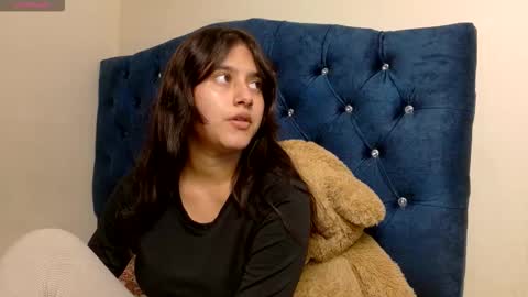 Snapshot of vikysexy28 chatting on February 1, 2026, 2:10 am vikysexy28 online show from February 1, 2026, 2:10 am