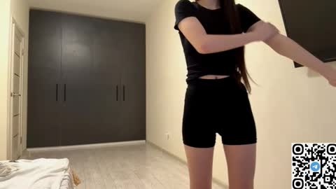 Vivien online show from March 6, 2026, 10:56 am