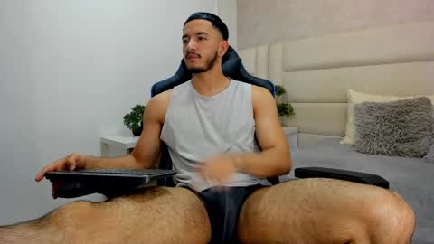 Snapshot of vilaty_makris chatting on September 24, 2025, 1:47 pm Vitaly online show from September 24, 2025, 1:47 pm