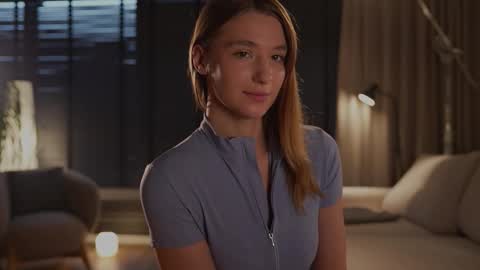 Lana online show from November 25, 2025, 9:31 am