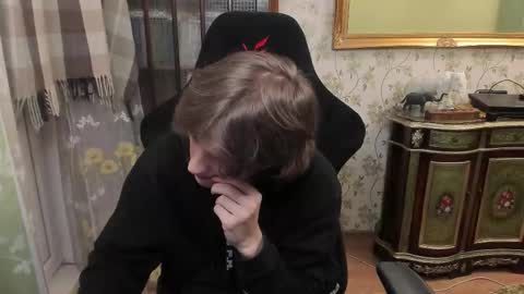 Snapshot of vince__dice chatting on February 21, 2026, 7:15 pm Dimoooooon online show from February 21, 2026, 7:15 pm