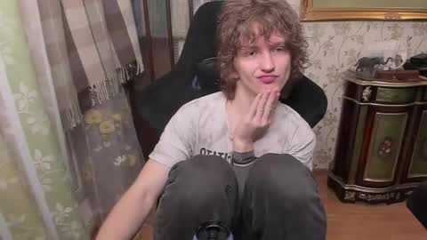 Snapshot of vince__dice chatting on March 2, 2026, 9:32 pm Dimoooooon online show from March 2, 2026, 9:32 pm