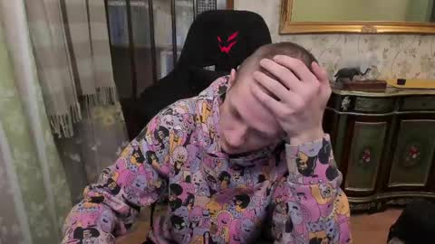 Dimoooooon online show from April 19, 2026, 8:22 pm