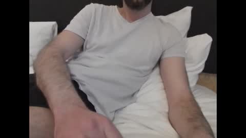 Snapshot of vince_du_80 chatting on February 28, 2025, 10:39 pm Vince online show from February 28, 2025, 10:39 pm