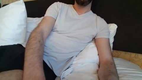 Snapshot of vince_du_80 chatting on March 1, 2025, 9:59 pm Vince online show from March 1, 2025, 9:59 pm