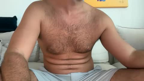 Snapshot of vincee2 chatting on September 14, 2025, 9:58 pm vincee2 online show from September 14, 2025, 9:58 pm