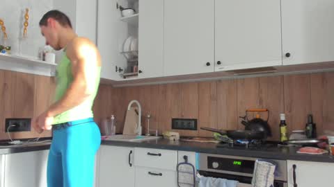 Vincent.  uncut 18cm online show from January 11, 2025, 8:33 am