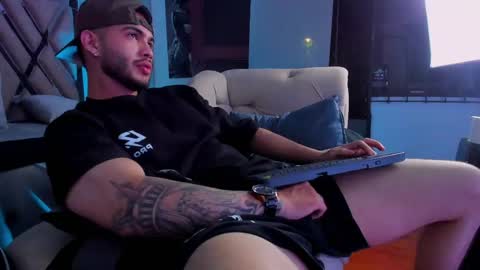 Vincent online show from June 4, 2026, 6:41 am