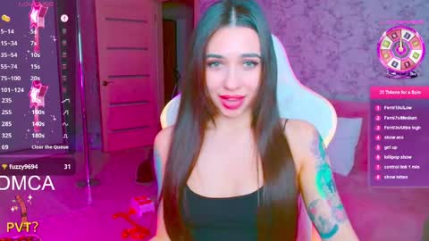 Vinkiepinkie online show from April 16, 2026, 5:36 pm