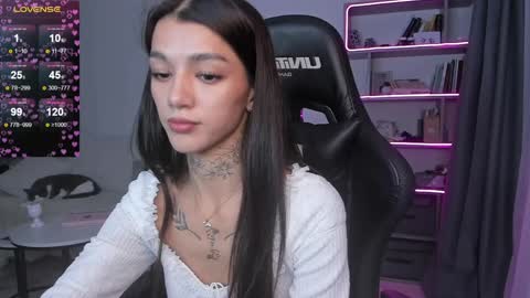 vinkitinkii online show from December 28, 2024, 3:26 pm