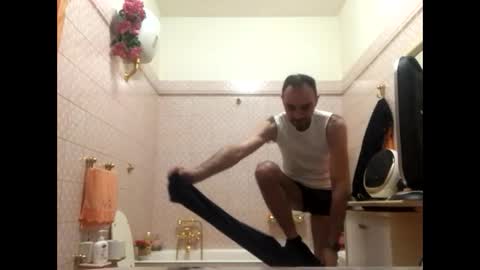 Zenith online show from November 11, 2025, 12:16 pm