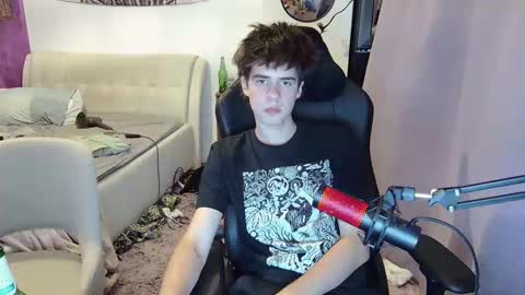 vinnie online show from September 16, 2025, 10:44 pm