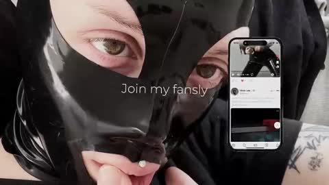 Diva Silvia online show from November 15, 2025, 6:15 pm