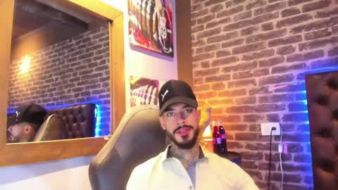 ---Vinzen--- online show from September 24, 2025, 5:11 am