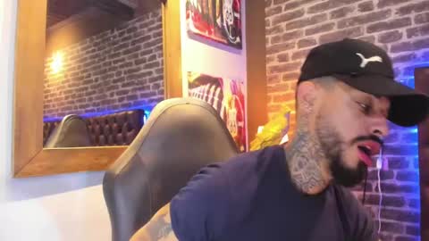 ---Vinzen--- online show from September 25, 2025, 4:49 am