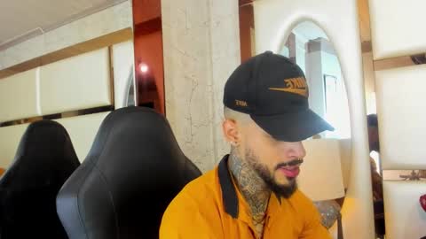 ---Vinzen--- online show from November 26, 2025, 4:57 am