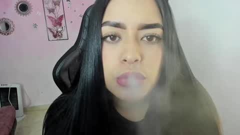 Daniela online show from November 4, 2025, 3:27 am