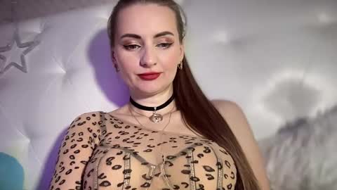 Funny  girl online show from January 25, 2025, 4:57 pm