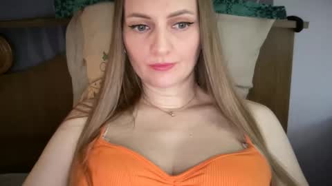 Funny  girl online show from June 4, 2026, 4:13 pm