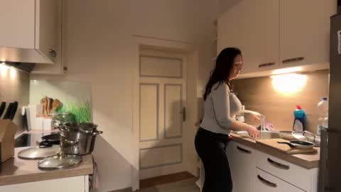 Snapshot of viola_beck chatting on March 3, 2026, 5:30 pm Vio online show from March 3, 2026, 5:30 pm