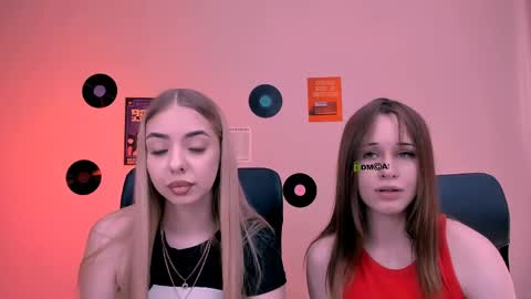 viola_sweet_ online show from May 12, 2026, 8:44 am