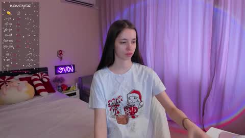 Snapshot of violarivera chatting on March 9, 2026, 8:29 am violarivera online show from March 9, 2026, 8:29 am