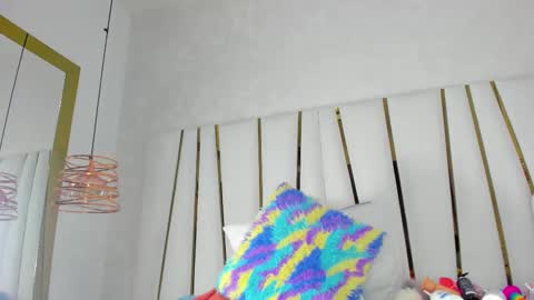 Snapshot of violeet_gray chatting on November 14, 2025, 11:31 am violeet_gray online show from November 14, 2025, 11:31 am