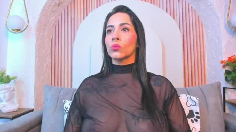 Snapshot of violeet_scottt chatting on May 28, 2026, 12:02 pm Violette online show from May 28, 2026, 12:02 pm