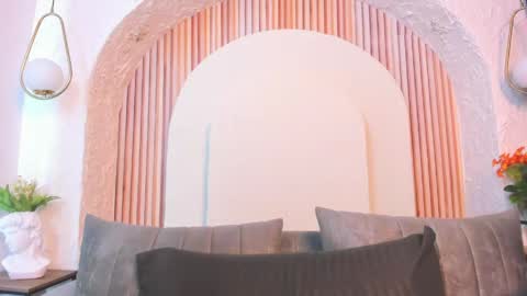 Snapshot of violeet_scottt chatting on June 2, 2026, 10:28 am Violette online show from June 2, 2026, 10:28 am