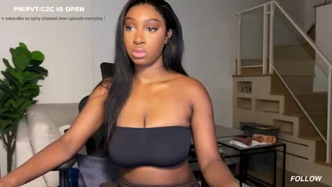 Fantasy Black Girl online show from March 6, 2026, 8:44 am